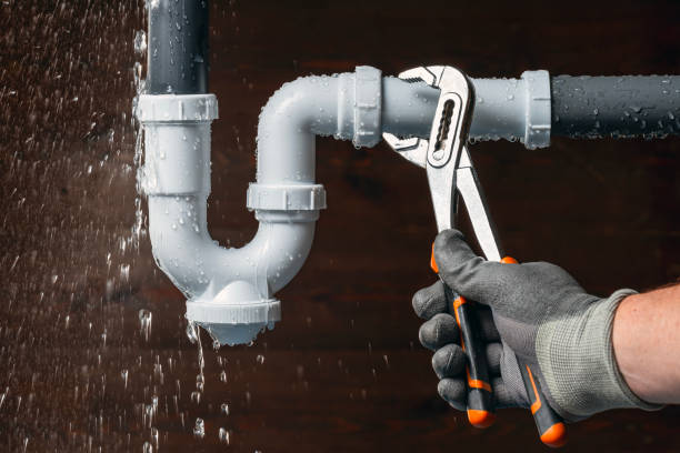 Professional Pipe Repair technician working in Rogers, CT